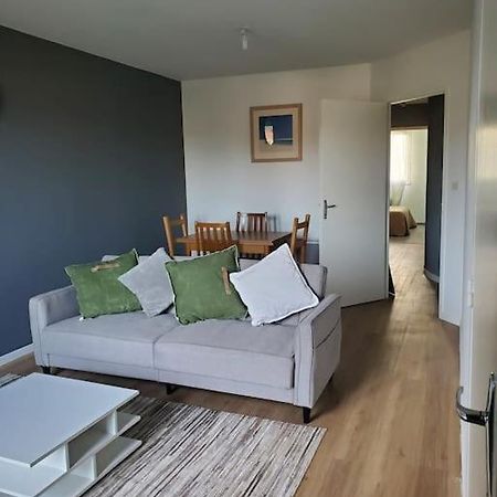 Appartement Moderne Et Equipe Л'Іль-Журден Екстер'єр фото
